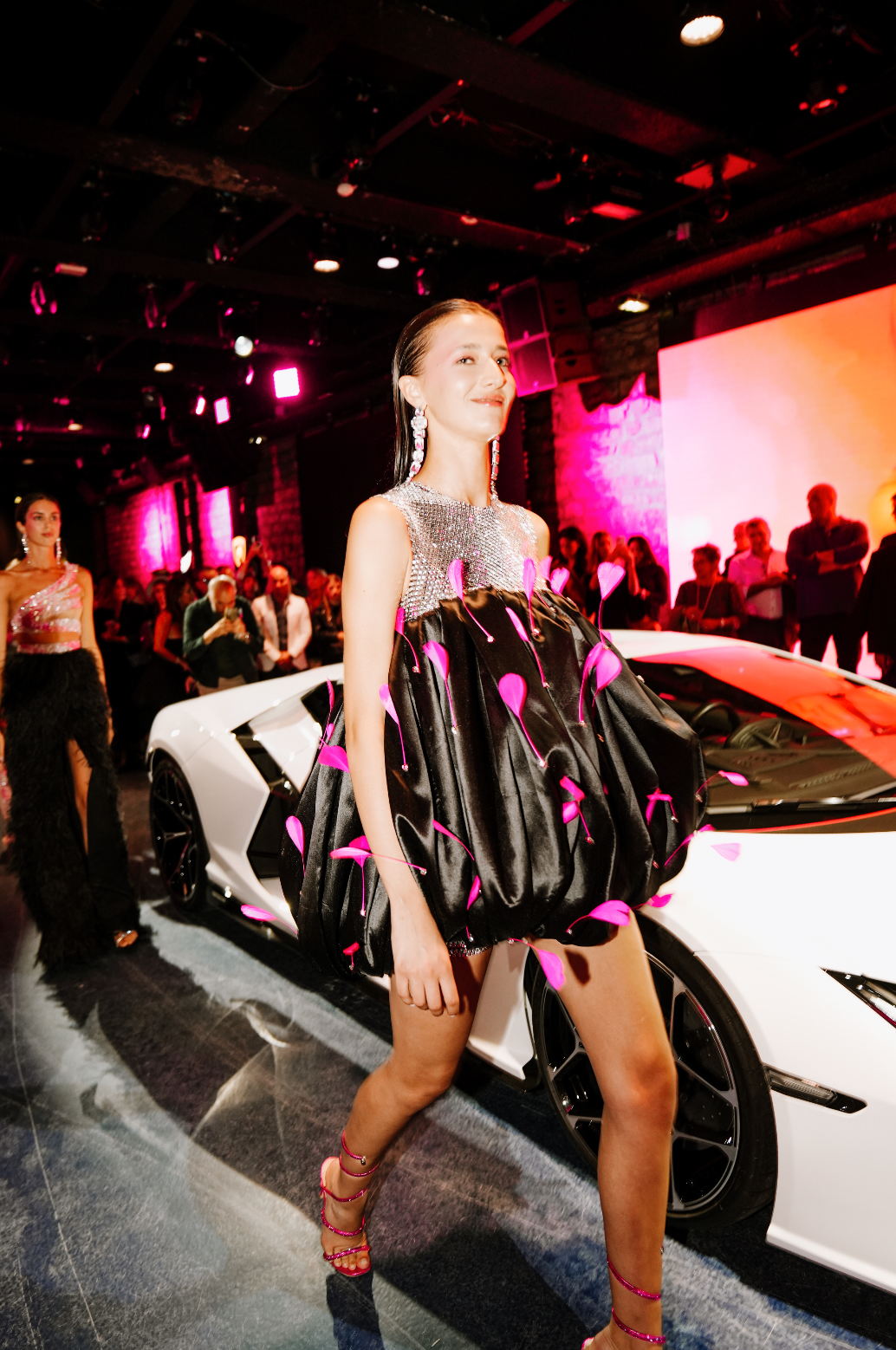 LOOK 5